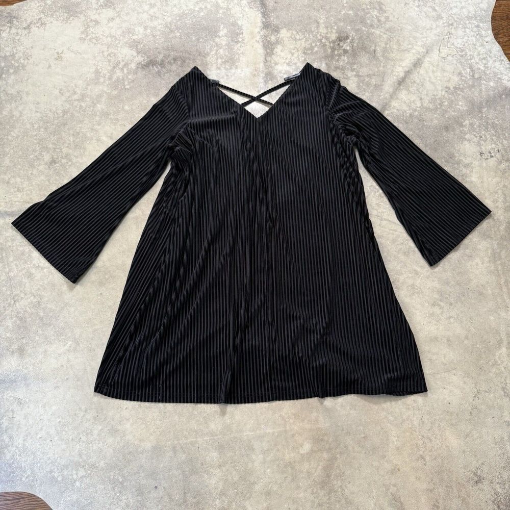 Nina Leonard Mini Dress Womens Size‎ 2X Black Faux Velvet Pleated Flare Sleeve